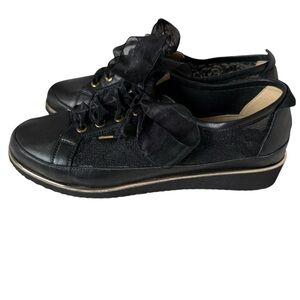 Ron White Novalee Lace-Up Sneaker Napa Leather with Silk Organza Laces Size 38